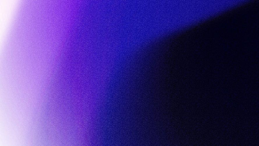 Zarter violett-blauer Schimmer auf einer hellen, fast weißen Oberfläche.
